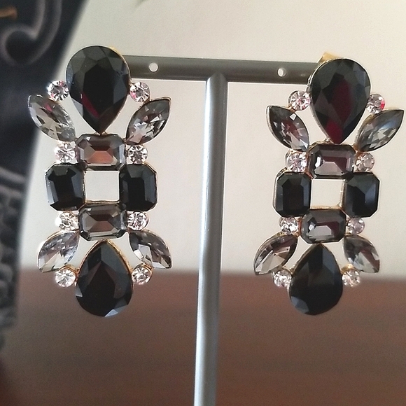 Vintage crystal earrings